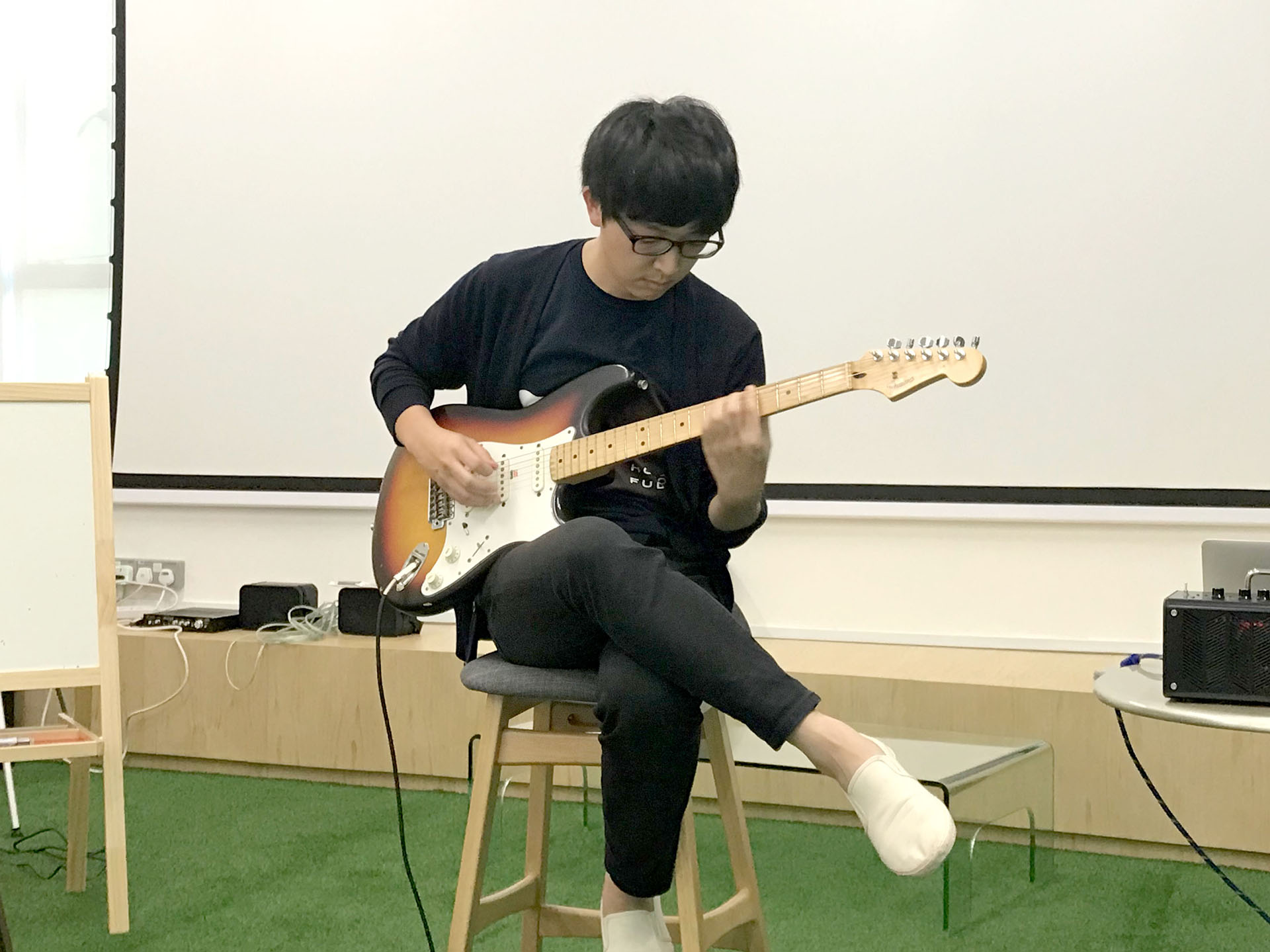 Agile Singapore主催『Similarities of Playing Guitar and Coding』に、弊社　金井 大輝が登壇いたしました