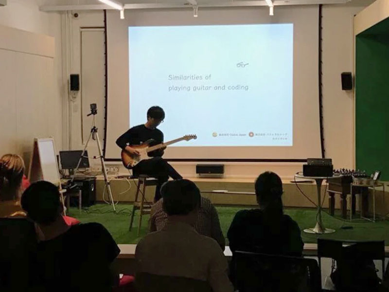 Agile Singapore主催『Similarities of Playing Guitar and Coding』に、弊社　金井 大輝が登壇いたしました